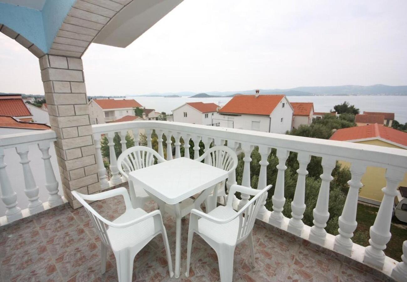 Apartments Vese Sveti Petar  Eksteriør bilde