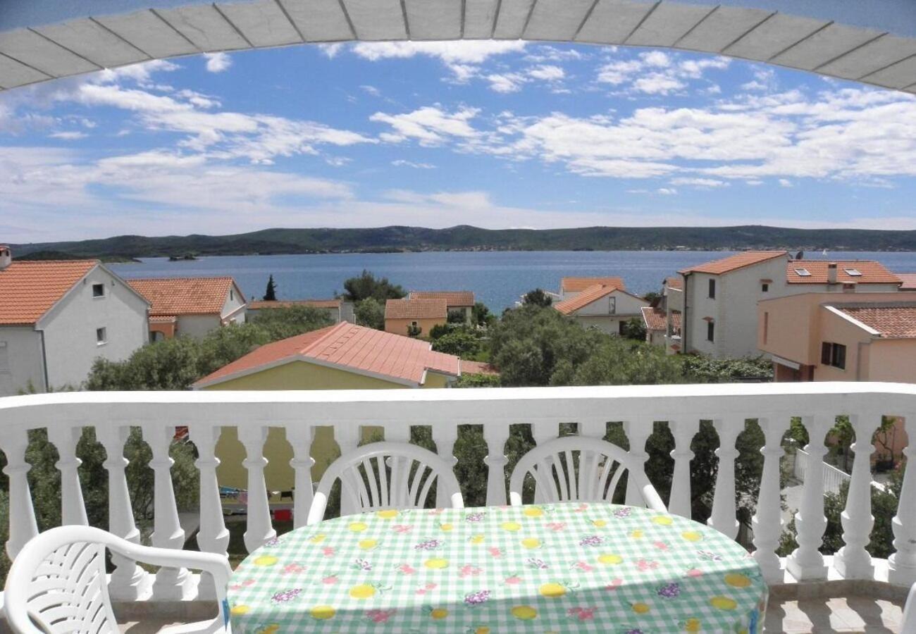 Apartments Vese Sveti Petar  Eksteriør bilde